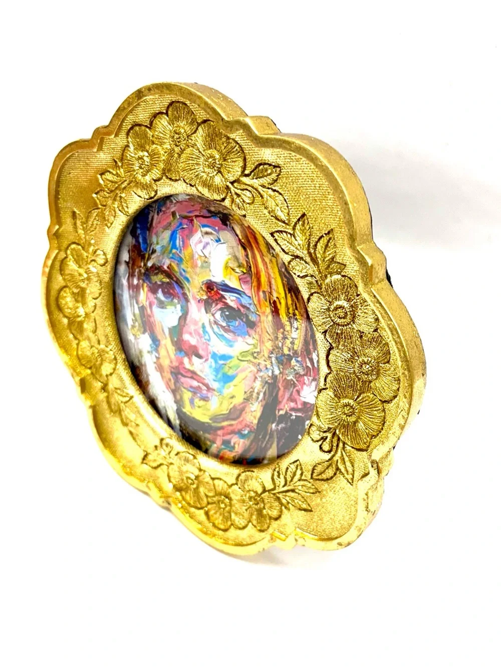 Vintage Style Gilded Picture Frame 4 x 4 Round Nicole Miller NYC Home F441001